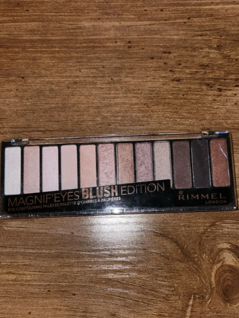 NWT RIMMEL MAGNIF'EYES EYESHADOW BLUSH EDITION PALETTE